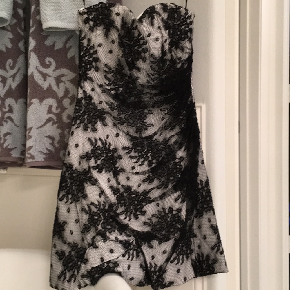 D&G black and white strapless cocktail dress